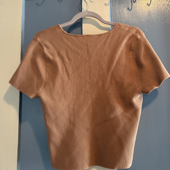 Abercrombie Square Neck Too - Picture 4 of 4